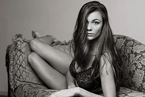 Juliet in Calvin Klein